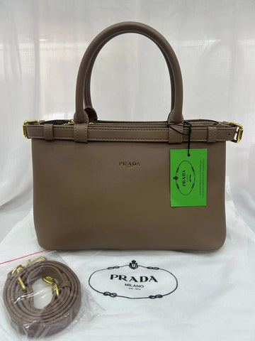 Prada Ladies Bag Stylish Luxury Handbag for Fashion Forward Women